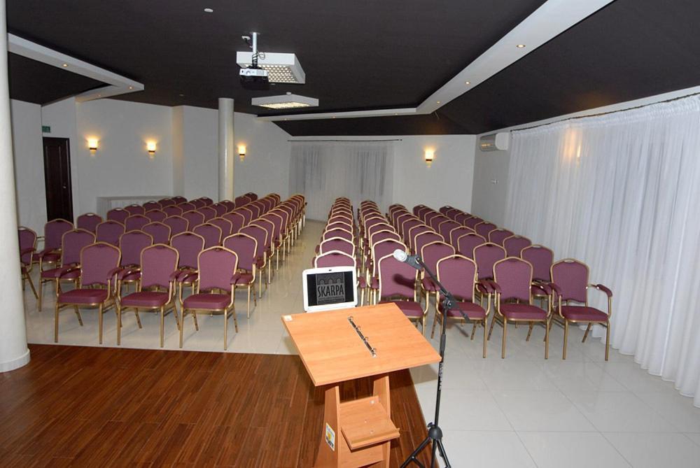سايني Hotel Skarpa المظهر الخارجي الصورة