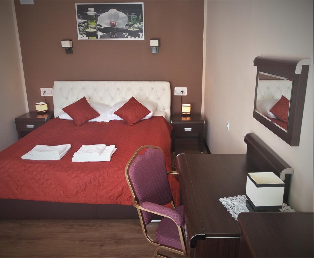 سايني Hotel Skarpa المظهر الخارجي الصورة